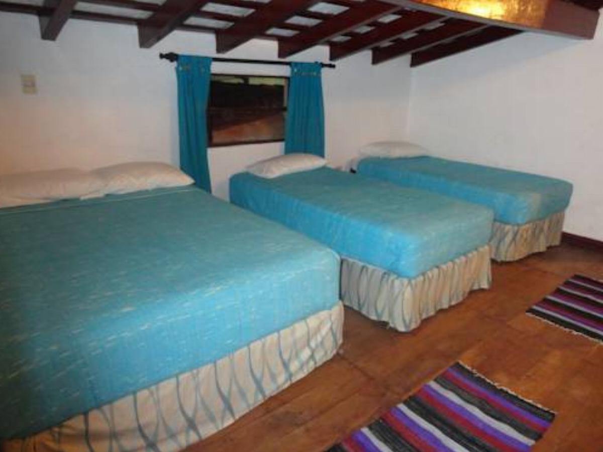 Colonial Hostel & Camping Hotel Encarnación Paraguay