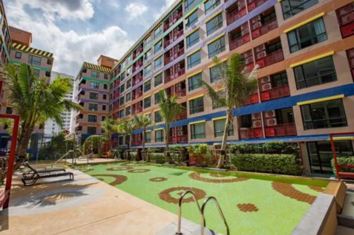 Colorful Apartment near Centralbangna Hotel Bangna Thailand