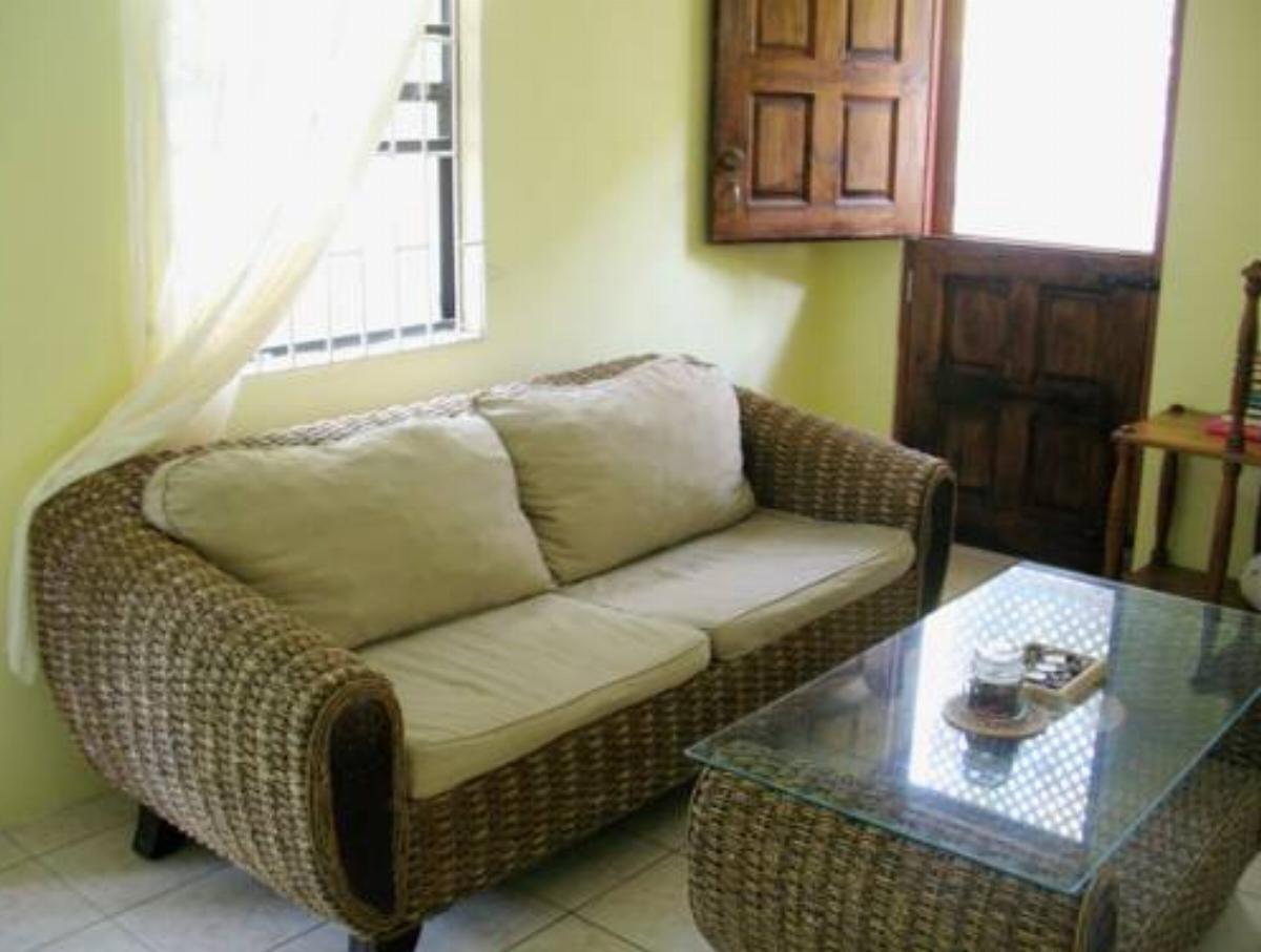 Comfort Stay: Live Like A Local Hotel Hyde Park Grenada