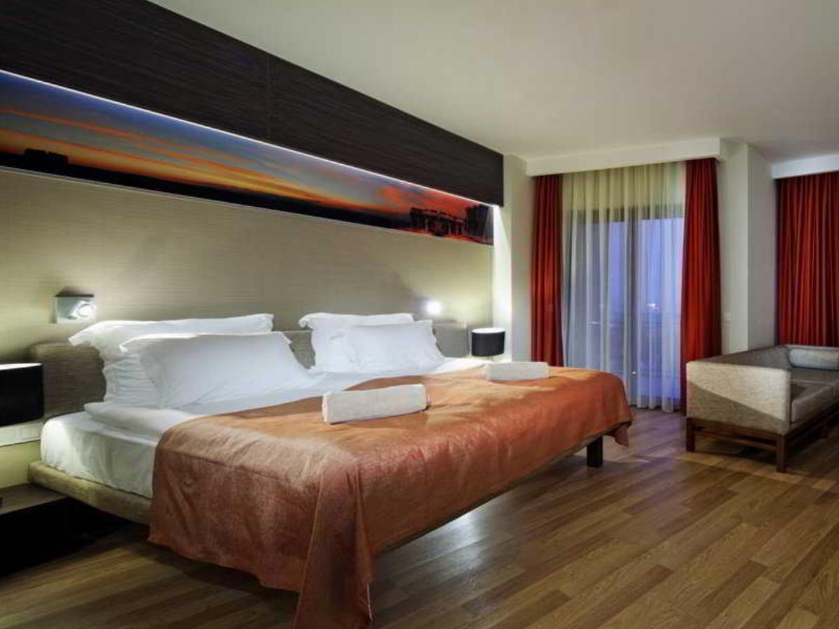 Commodore Elite Suites & Spa Ultra All Inclusive Hotel Side Turkey