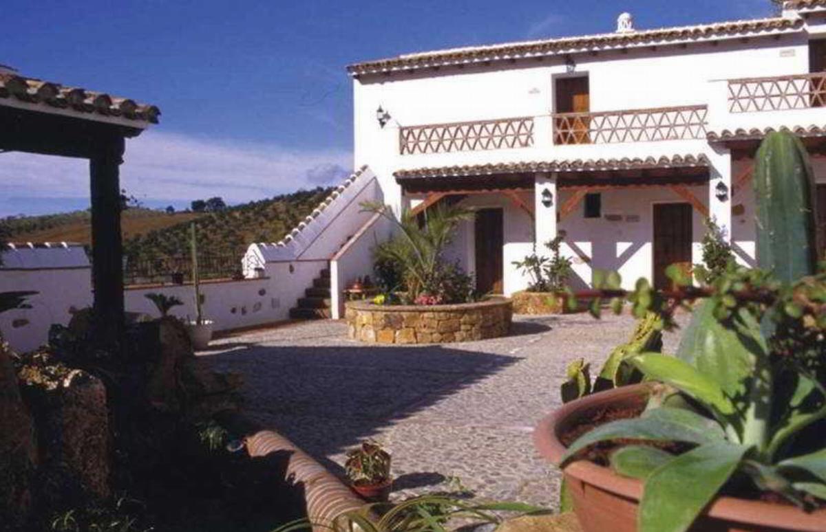 Complejo Rural Caicune Hotel Malaga Spain