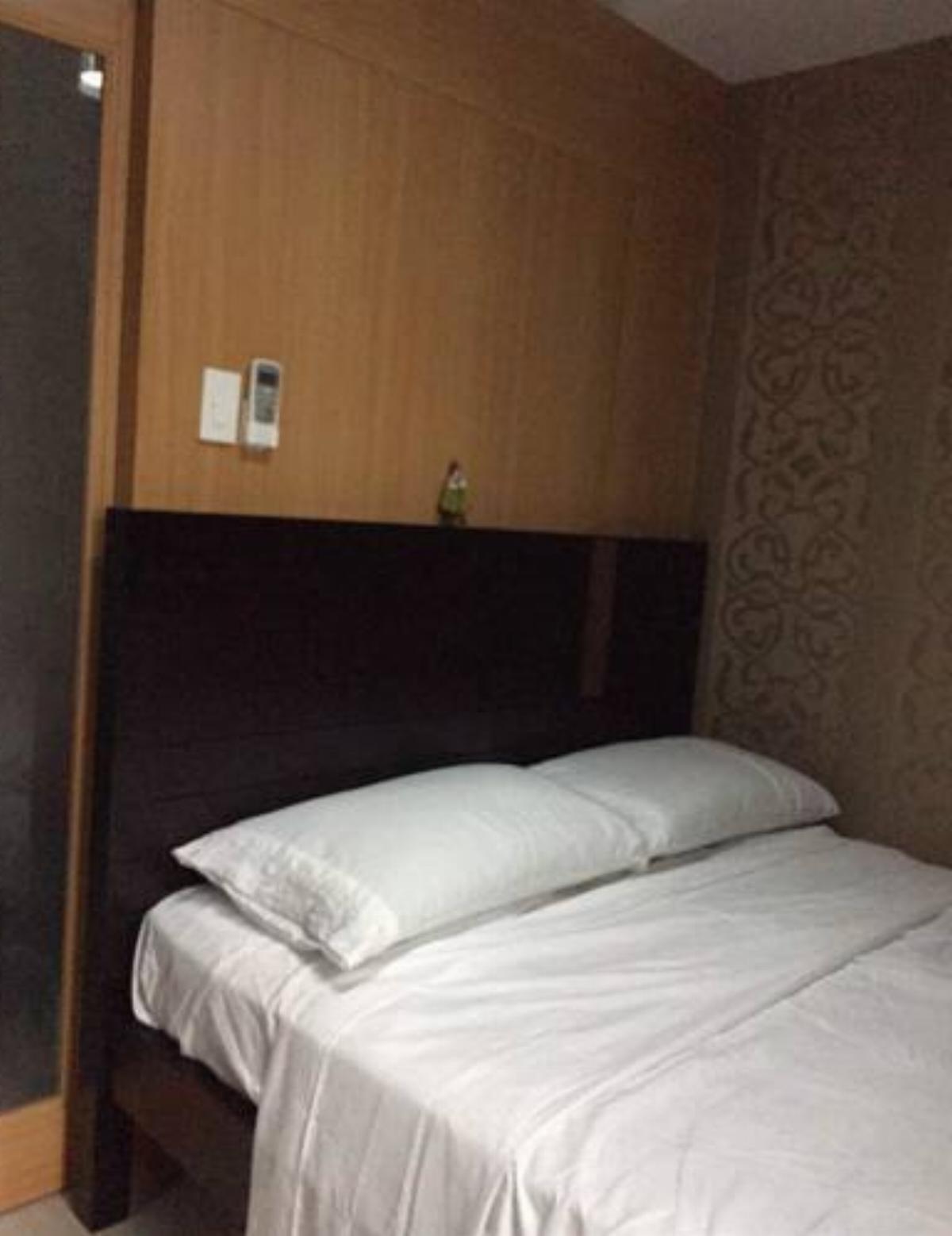 Condo by Weng Hotel Manila Philippines