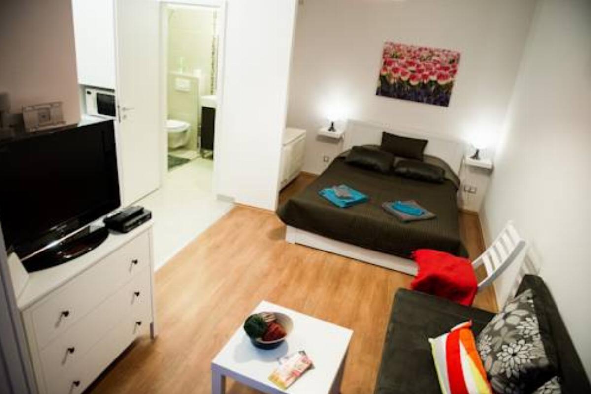 Cool! Downtown Apartment Hotel Budapest Hungary