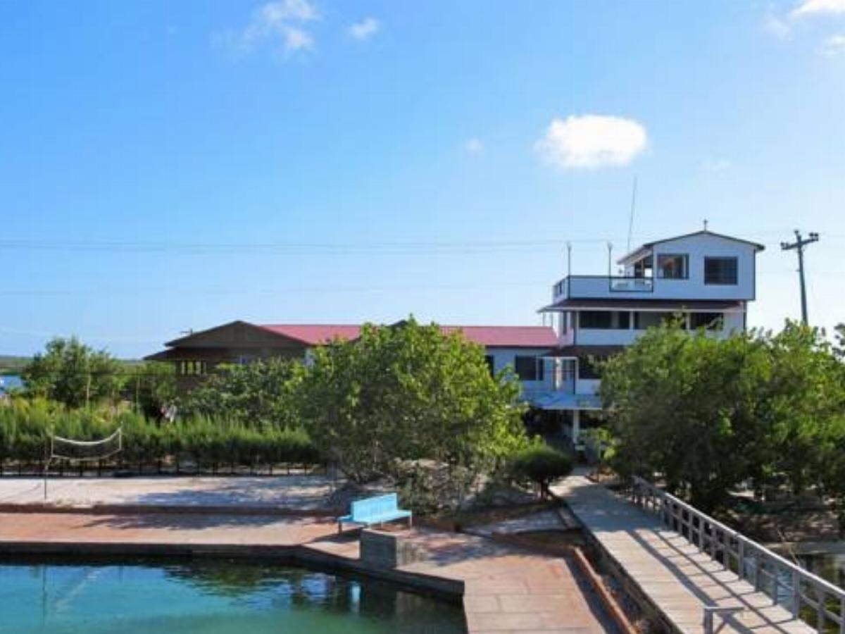 Coral View Beach Resort Hotel Utila Honduras