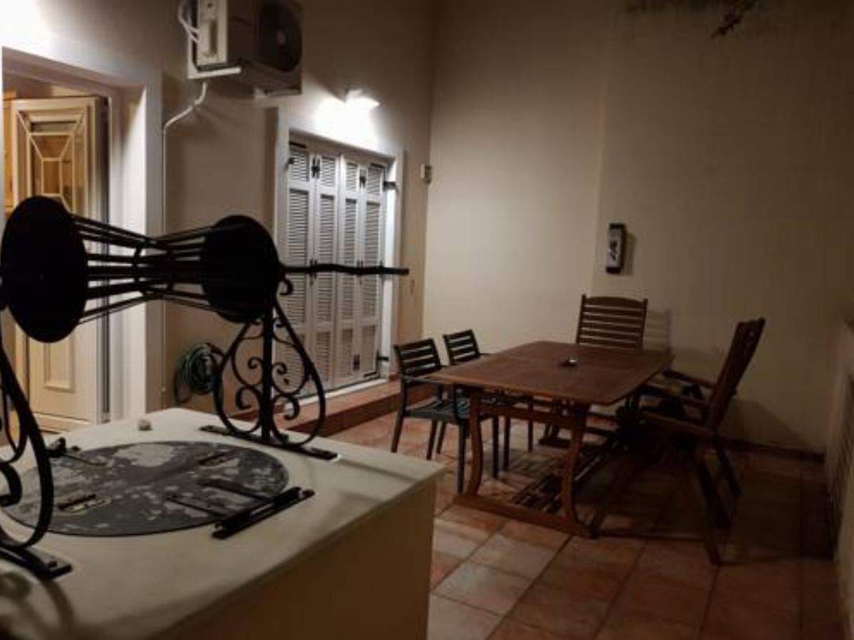 Cosy Apartment with patio Hotel Athens Greece
