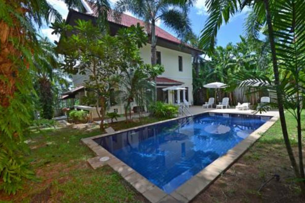Cosy Villa Suksan Hotel Rawai Beach Thailand