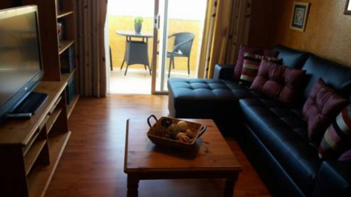 cozy aparment at condominium with swimming pool Hotel Cho Spain