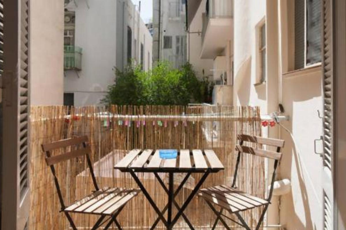Cozy Flat in Heart of Acropolis Hotel Athens Greece