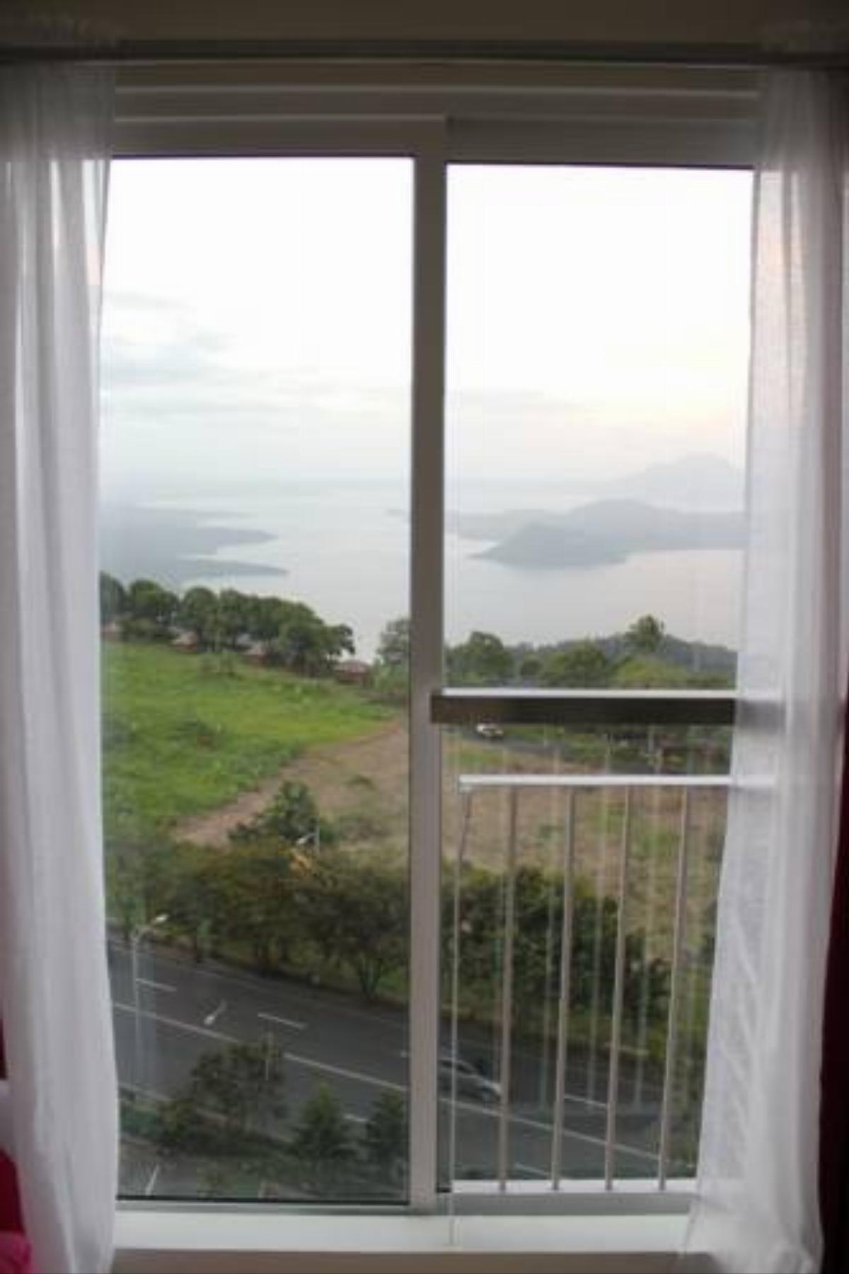 Cozy Nook Taal View Hotel Kaybagal Philippines