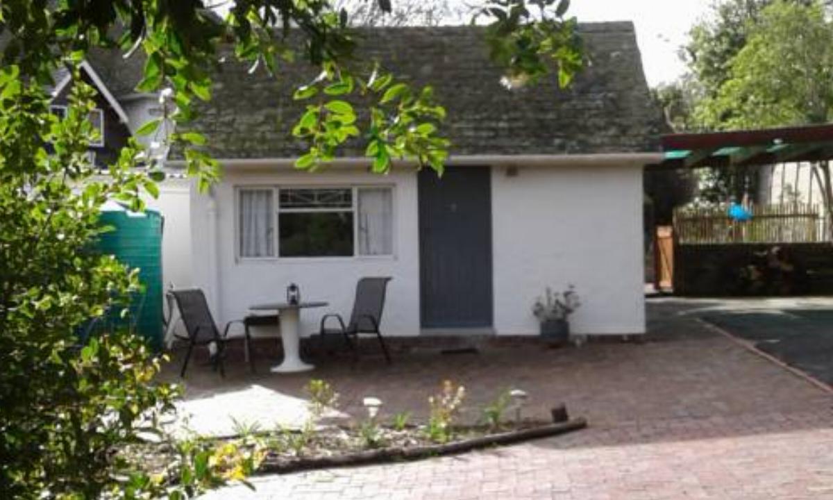 Cozy Quirky Cottage Constantia Hotel Far Forest South Africa