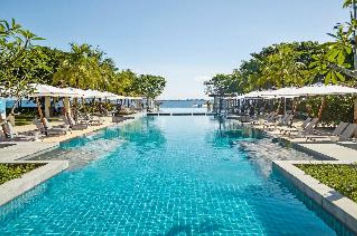 Crimson Resort & Spa Mactan Hotel Cebu Philippines
