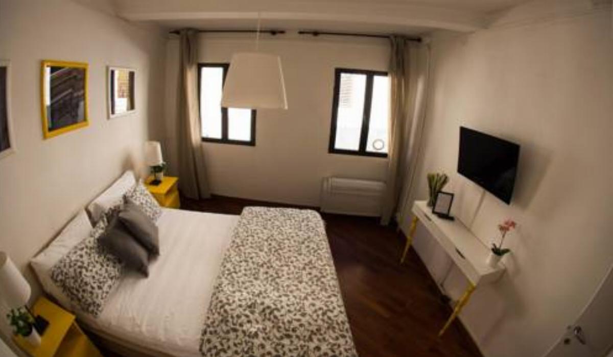 Crystal Ship Apartments Hotel Florence Italy