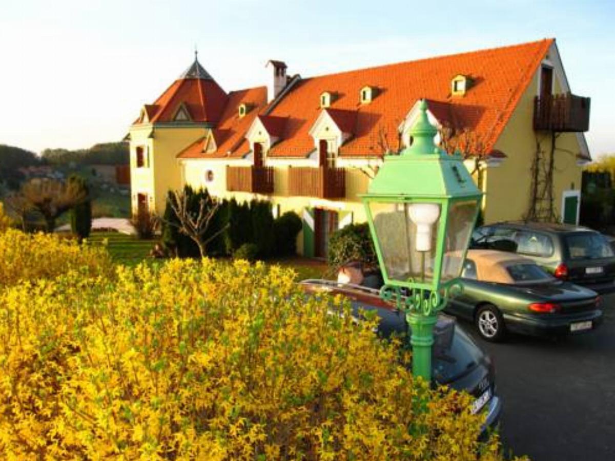 Das junge Römerstein - alle Zeit für Dich Hotel Loipersdorf bei Fürstenfeld Austria