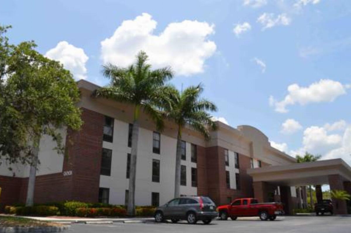 Days Inn & Suites near Jet Blue Park Hotel Fort Myers USA