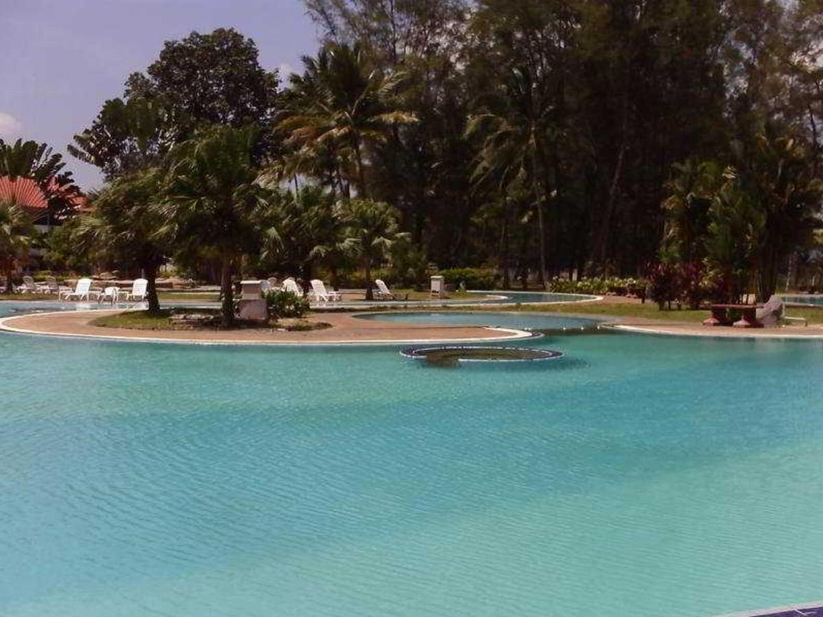 De Rhu Beach Resort Agoda : De Rhu Beach Resort in Kuantan - Room Deals