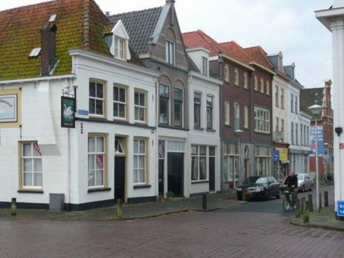 De Zilveren Karper Hotel Kampen Netherlands