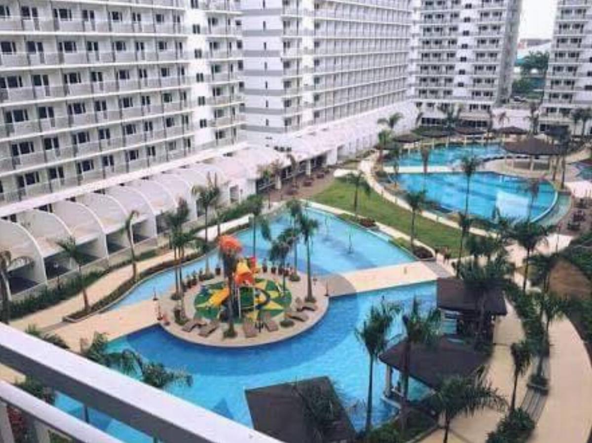 Deluxe Condo at Shell Residences Hotel Manila Philippines