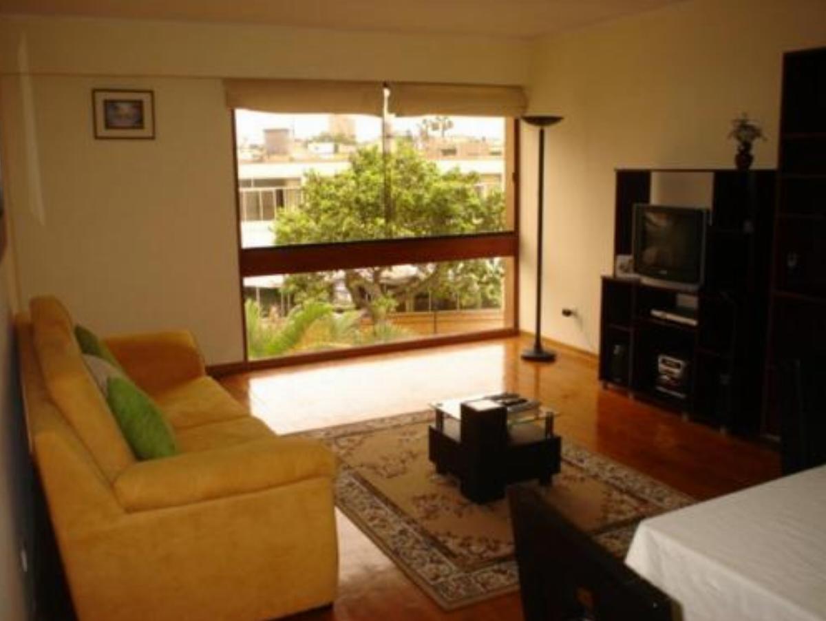 Departamento en Miraflores limite con Barranco Hotel Lima Peru