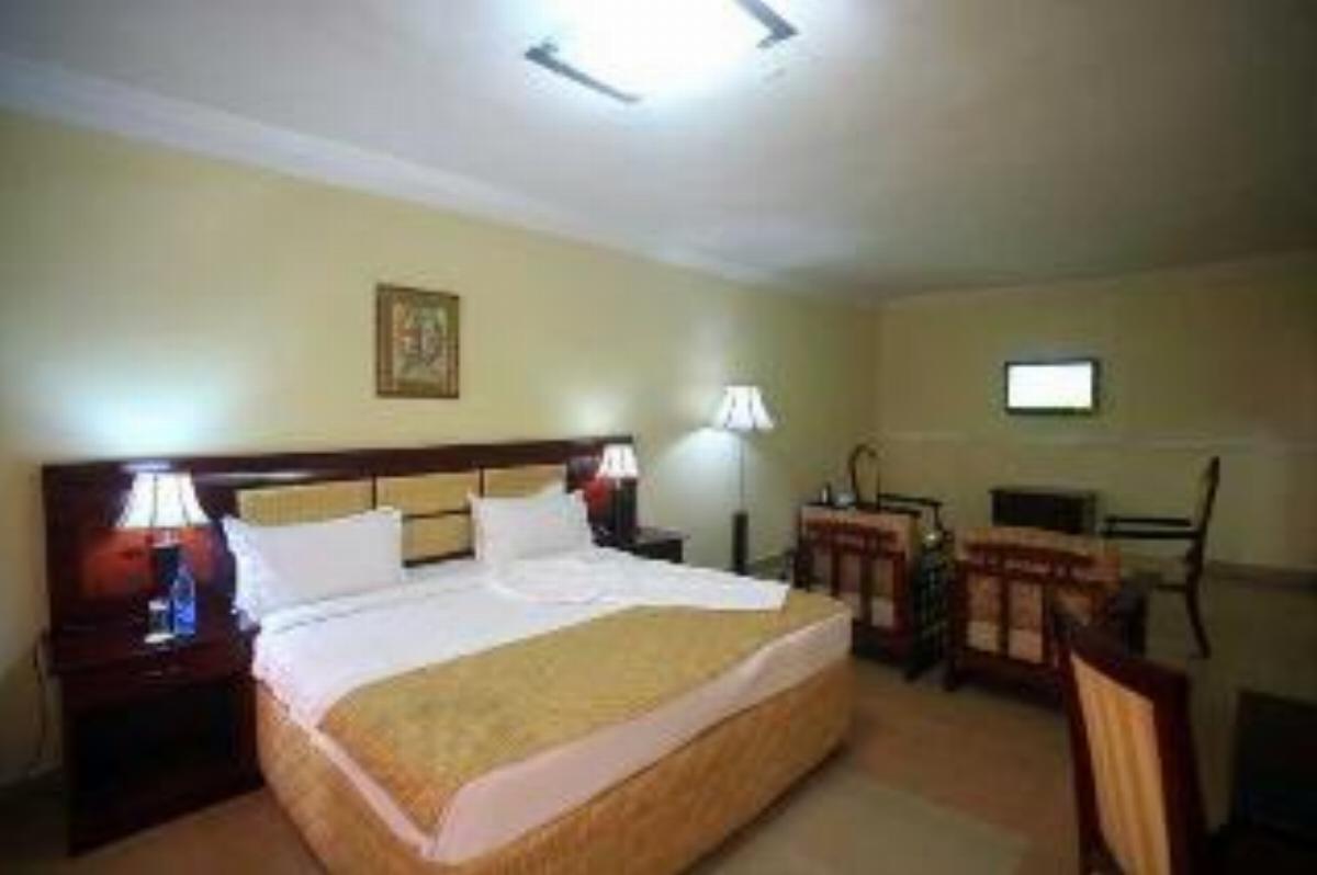 Derennaisannce Hotel Lagos Nigeria