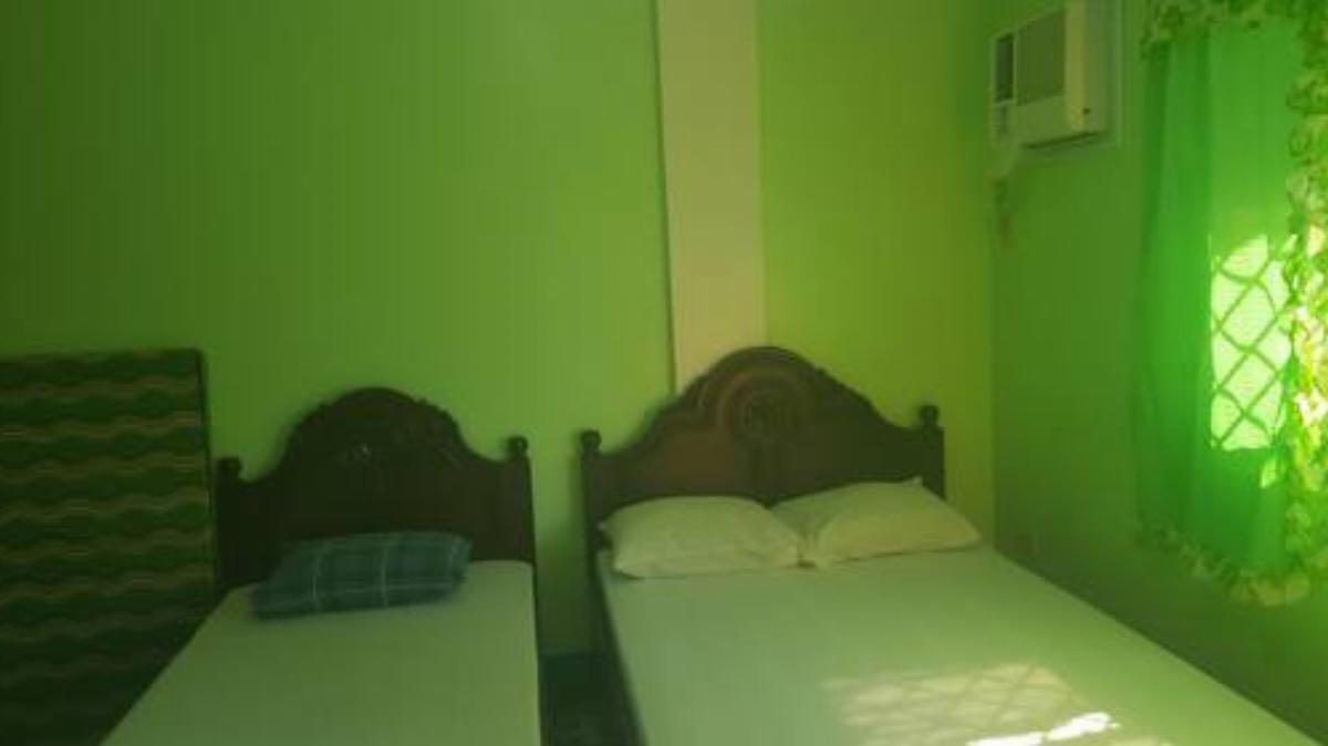 DH Vacation House/Rooms Hotel Alaminos Philippines