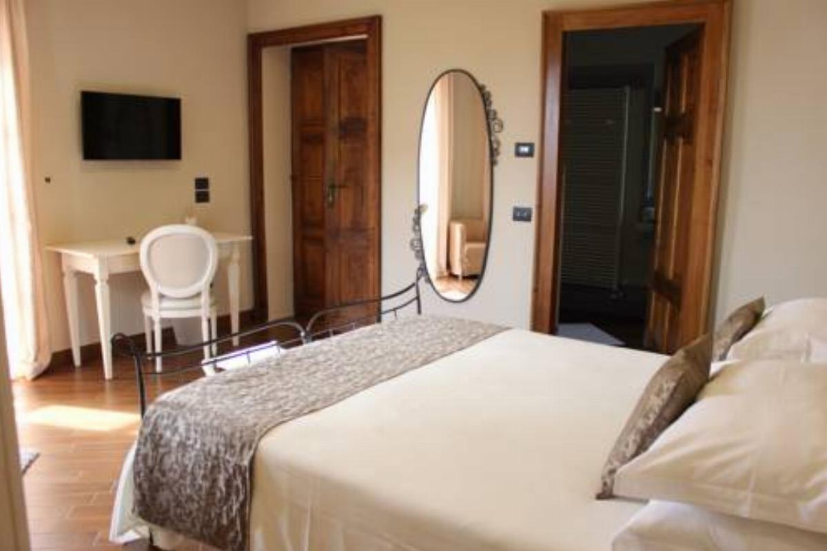 Dimora Cortese Hotel Castagnole Lanze Italy