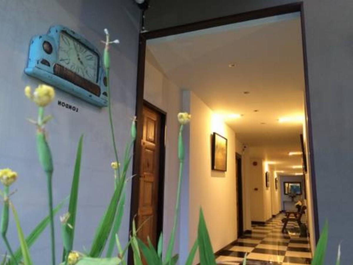 Dino Studio Luxury Homestay Hotel Kalasin Thailand