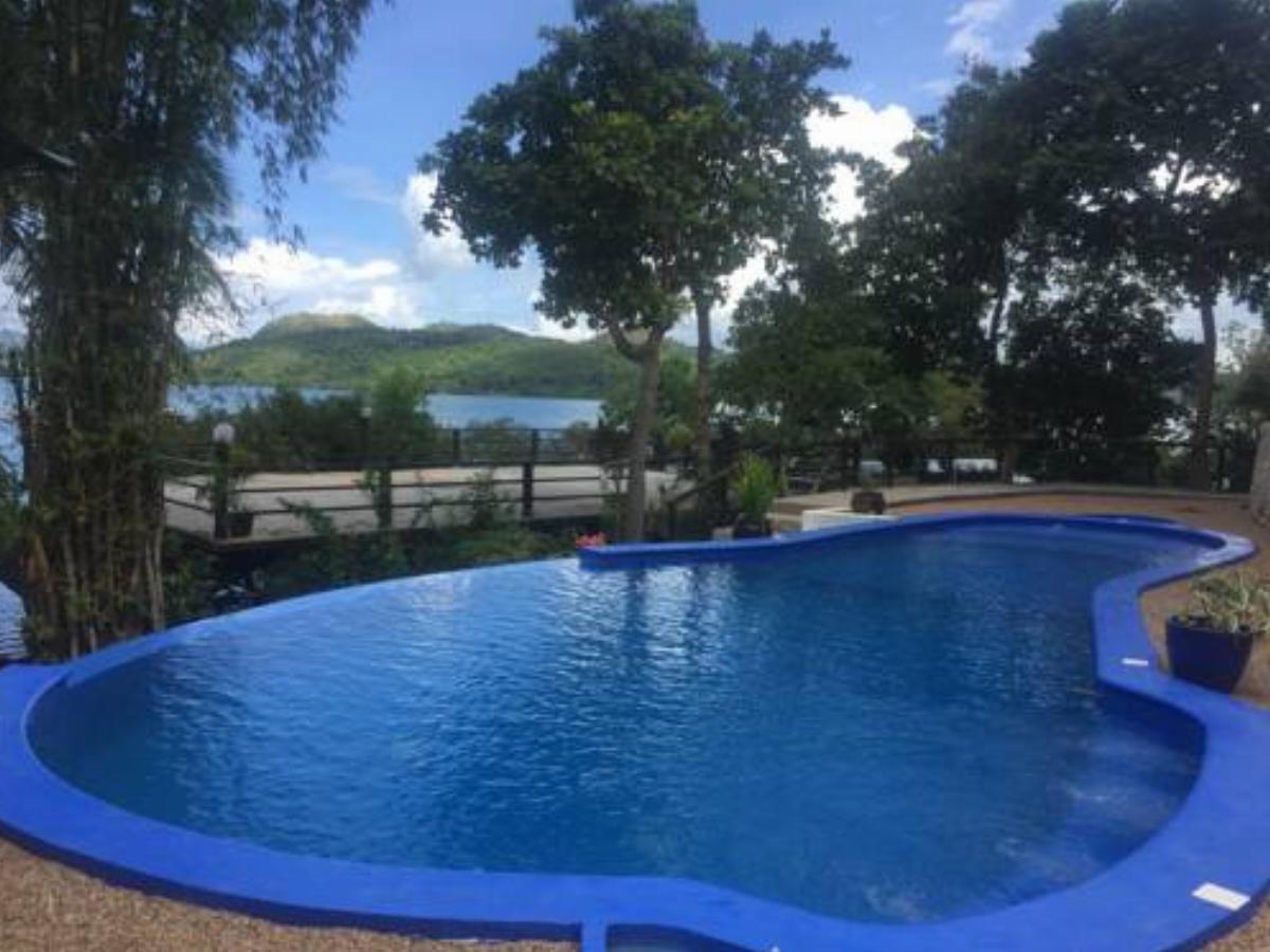 Discovery Island Resort and Dive Center Hotel Coron Philippines