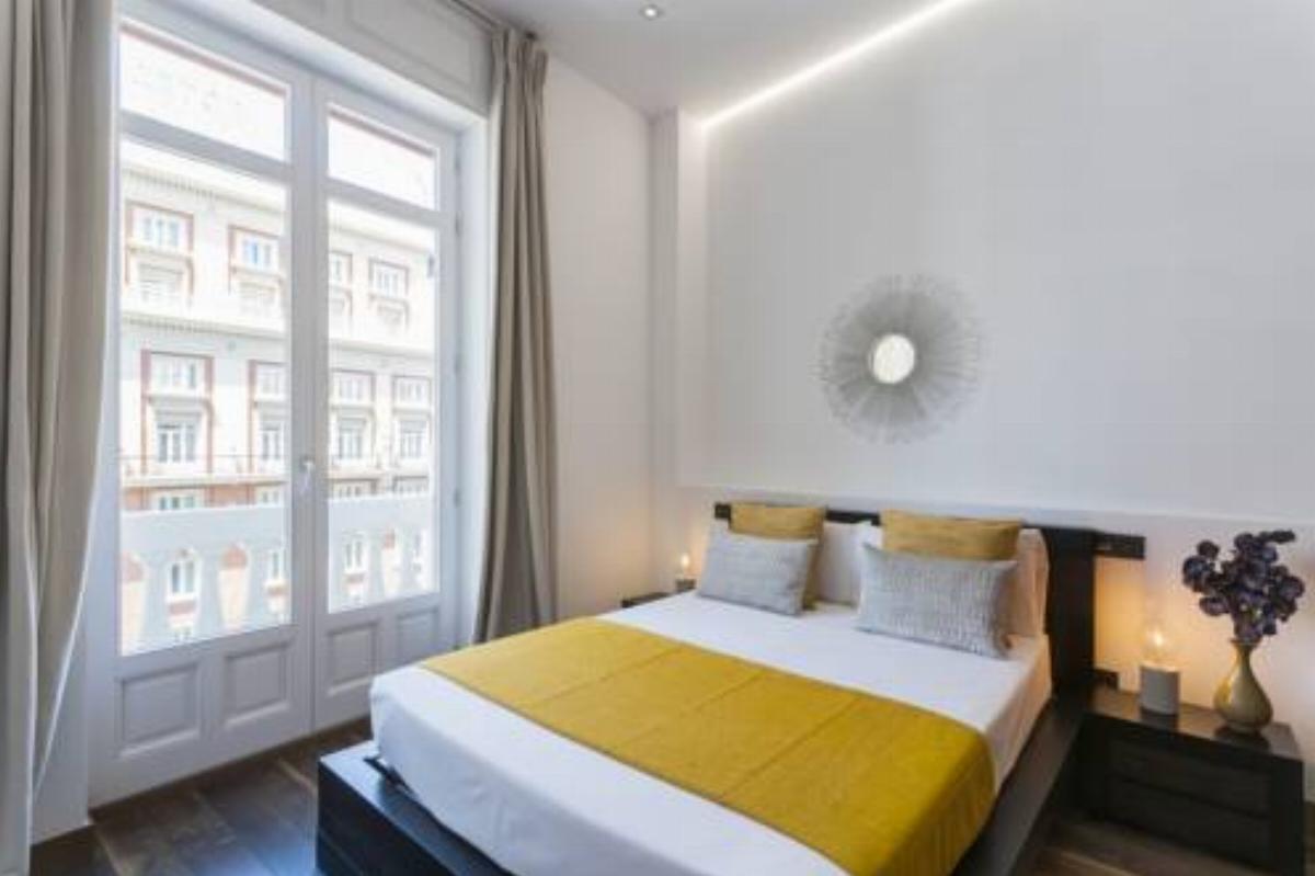 Dobo Rooms Gran Via Apartments Hotel Madrid Spain