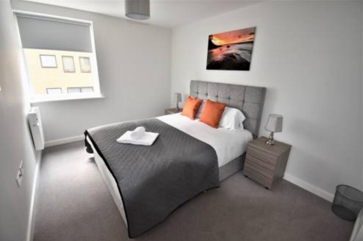 Dorchester Mansions Serviced Apartment by Ferndale Hotel Bracknell United Kingdom