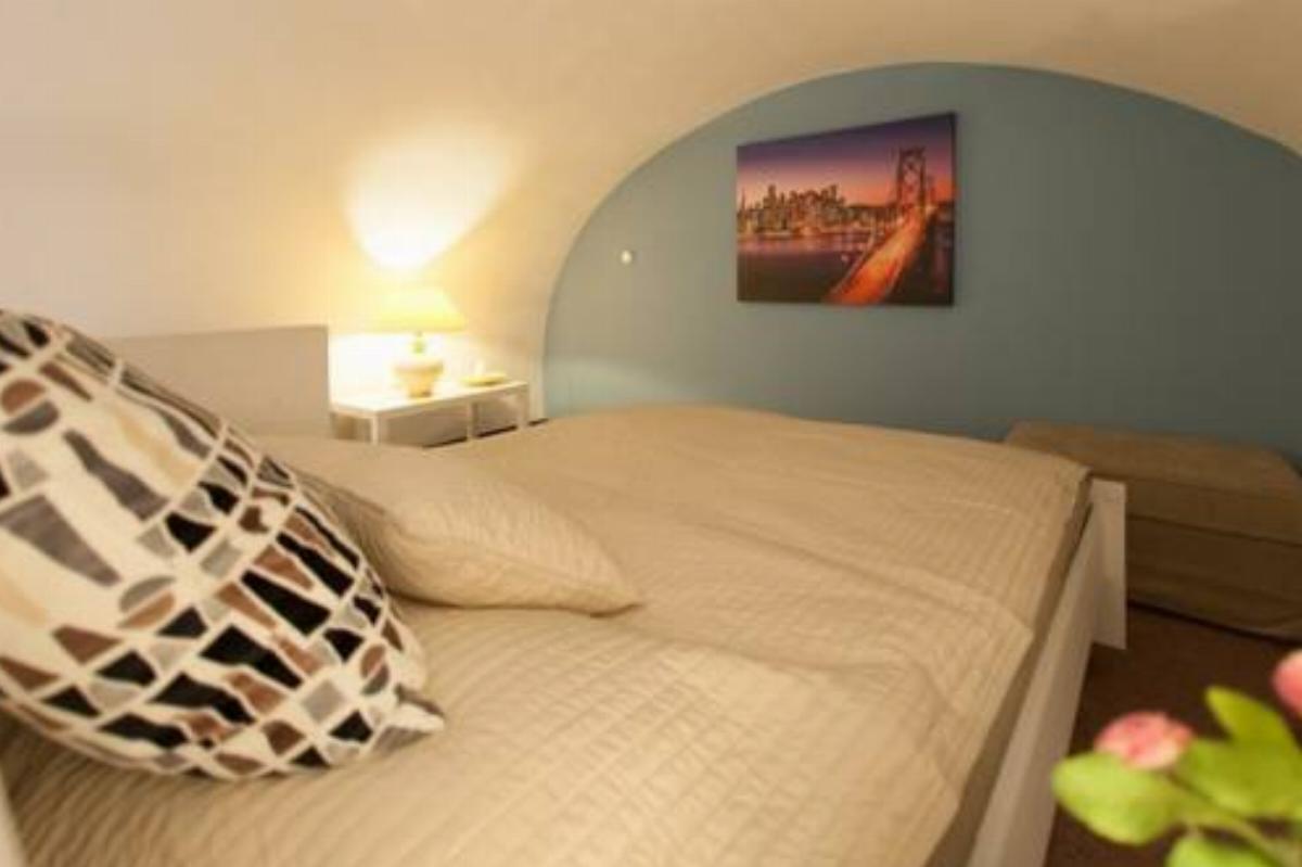 Downtown Double Double Suite Hotel Budapest Hungary