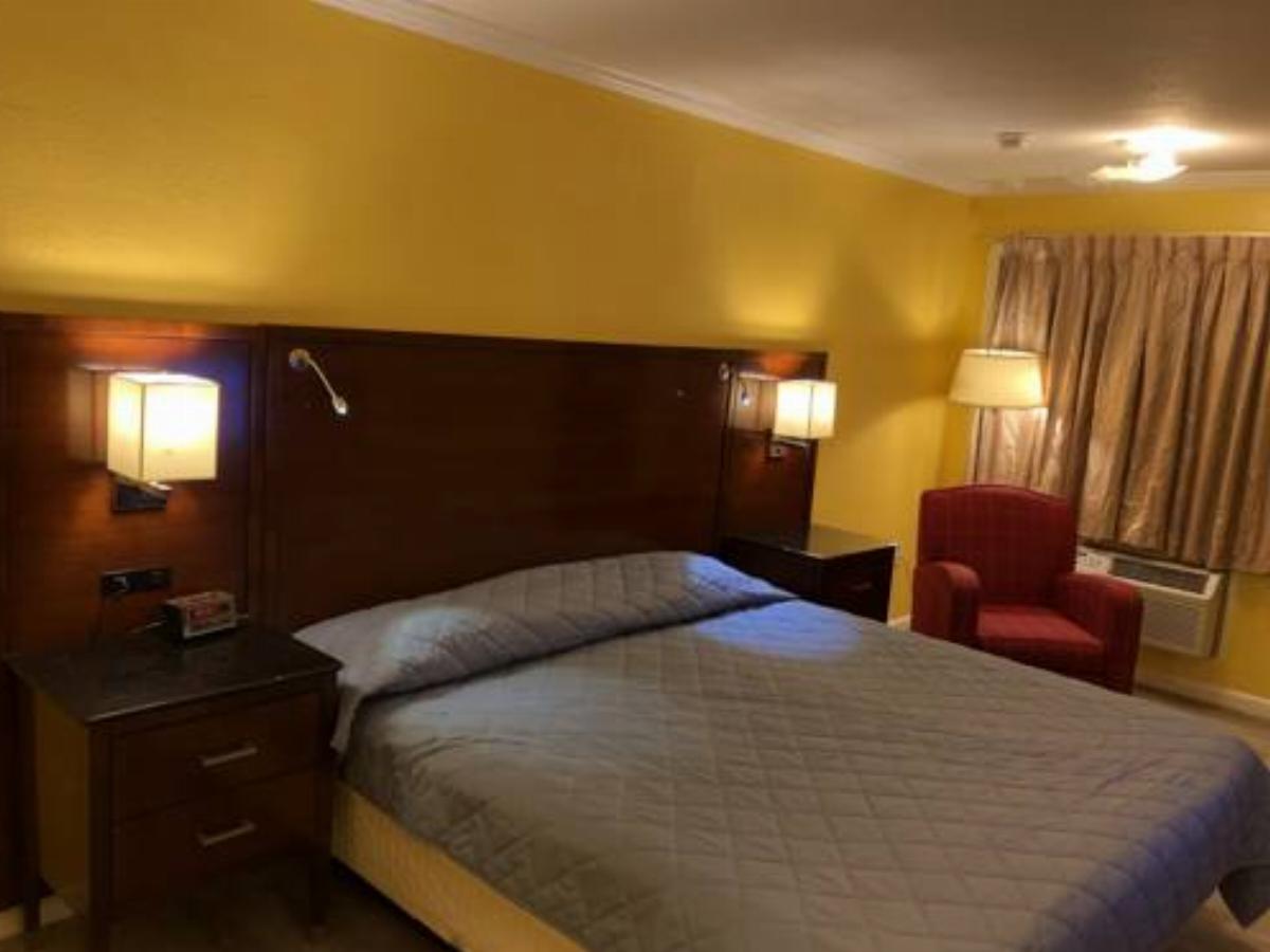 Dragon INN & Suites Hotel Fayette USA