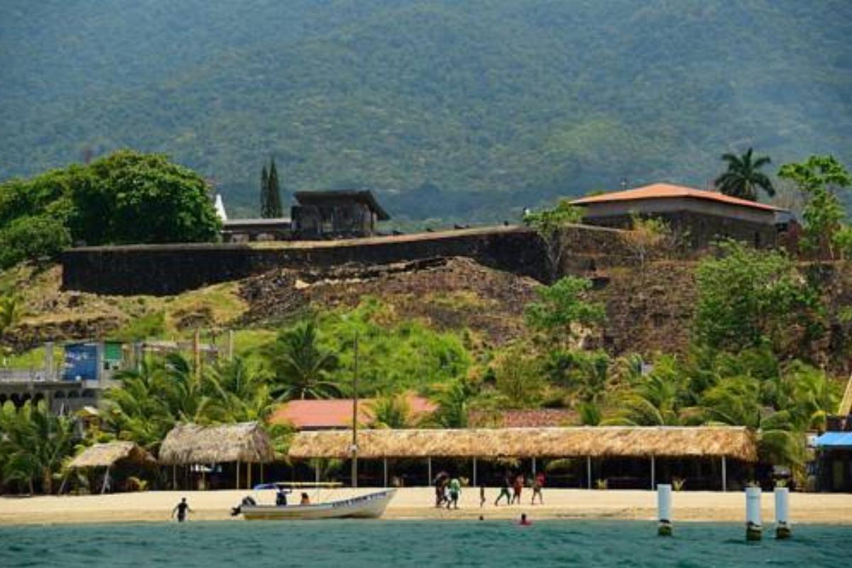 Dream Away Trujillo Beach ECO Resort #3 Hotel Barra de Chapagua Honduras