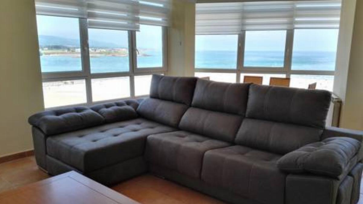 Dúplex 4 dormitorios en Playa Rapadoira Hotel Foz Spain