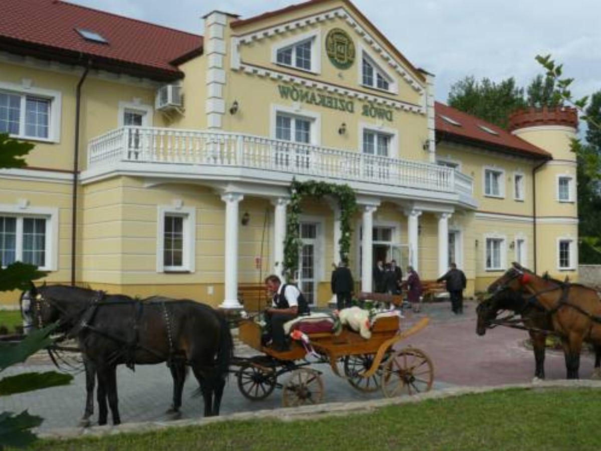 Dwór Dziekanów Hotel Zielonki Poland
