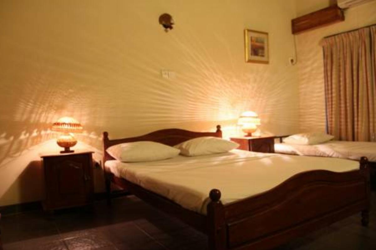 Eagles Wing's GuestHouse Hotel Habarana Sri Lanka