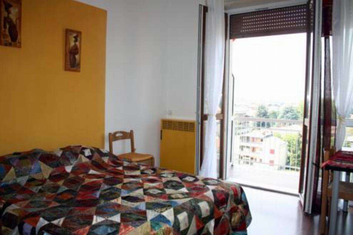 Easy Arese Apartment Hotel Garbagnate Milanese Italy