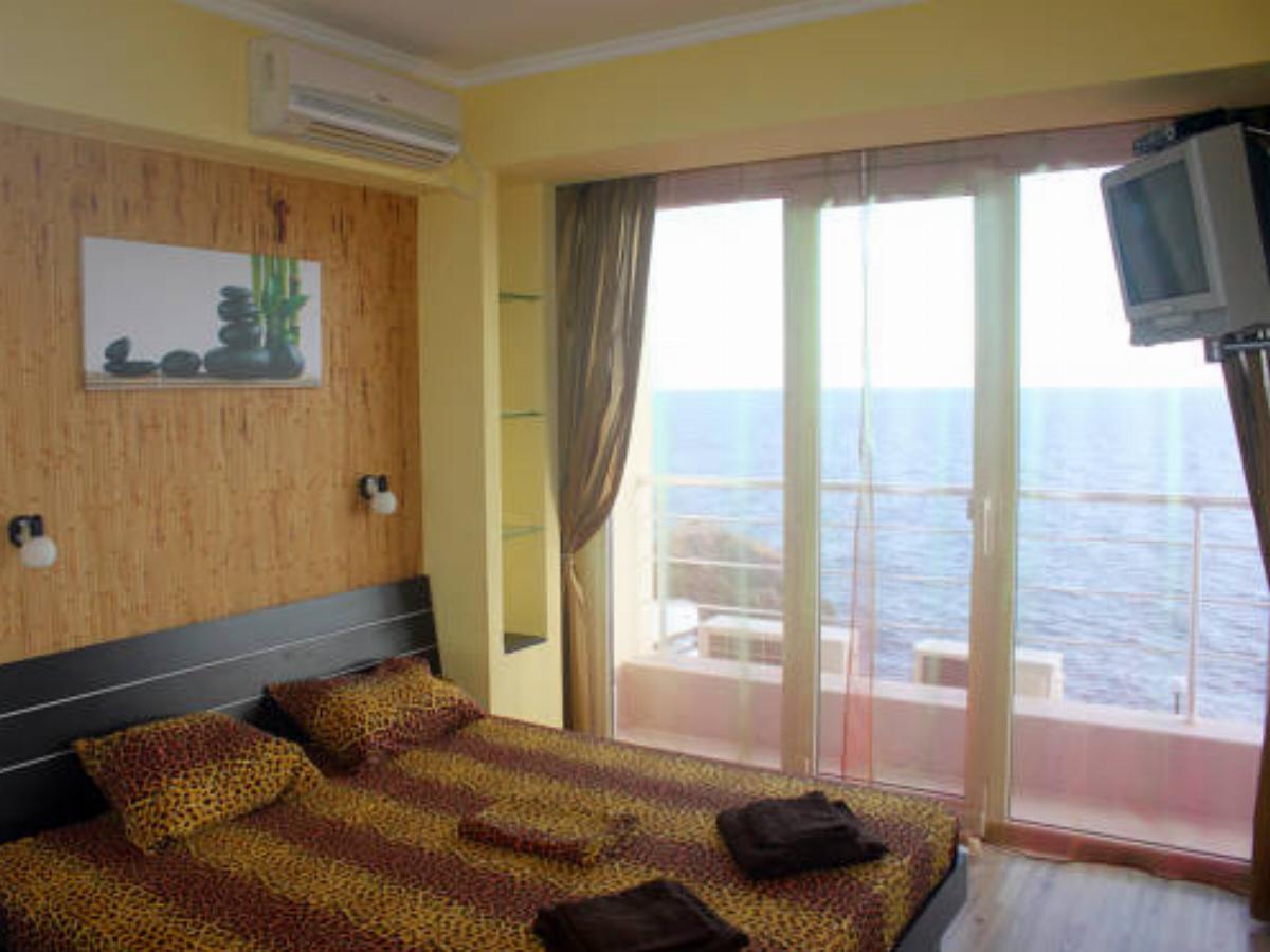 Elling Elen Hotel Alupka Crimea