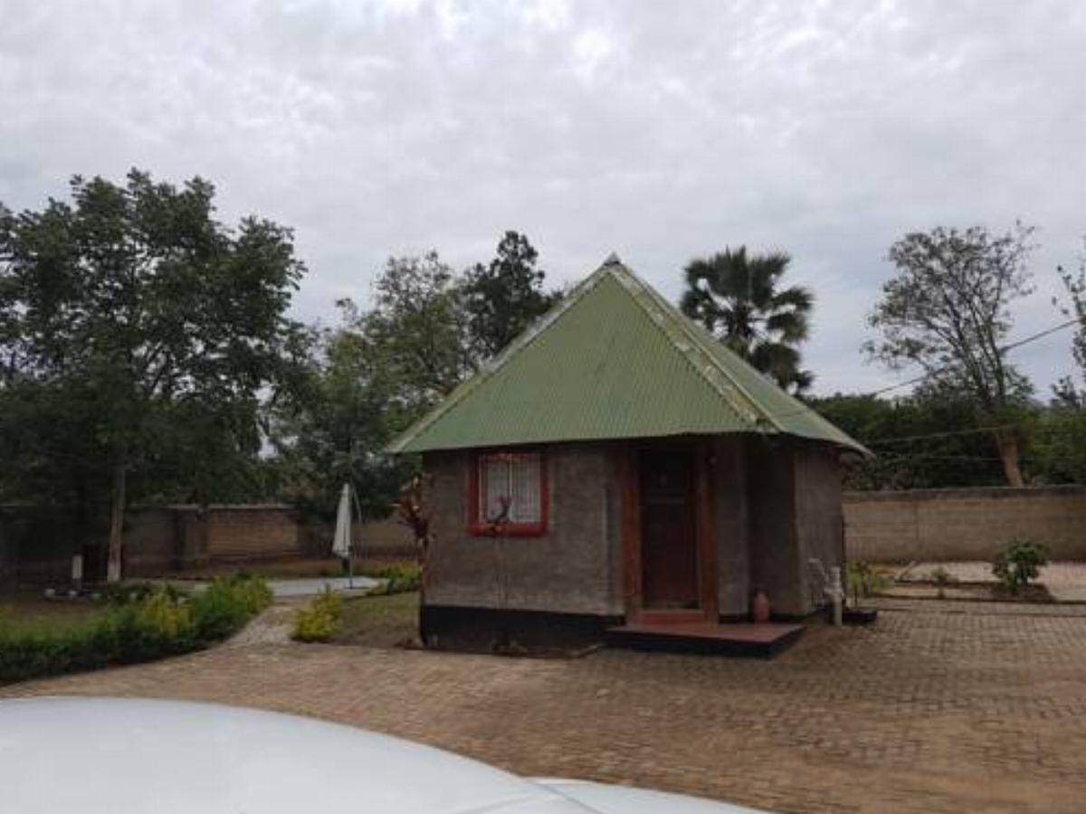 EnM Lodge Hotel Kalomo Zambia