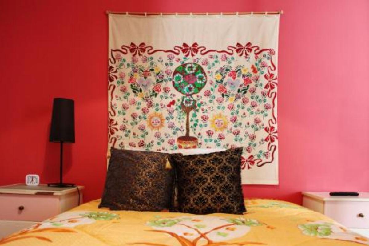 Ethnic & Colorful Apt, Athens Center Hotel Athens Greece
