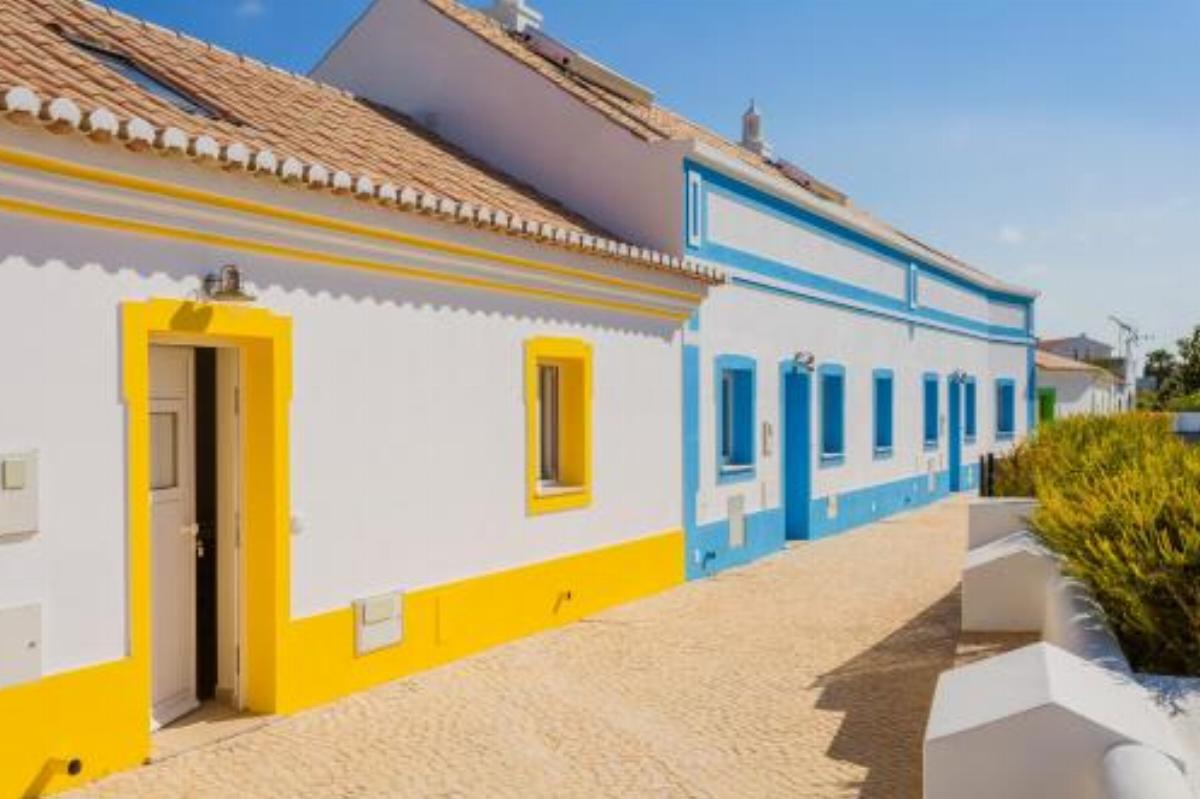 Évora Sunniest Yellow Hotel Luz de Tavira Portugal