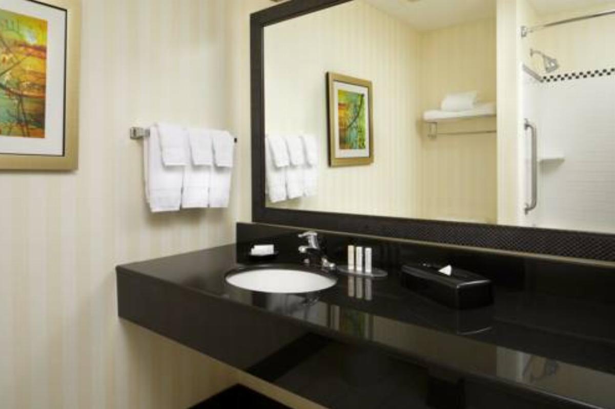 Fairfield Inn & Suites by Marriott - Cumberland Hotel Cumberland USA