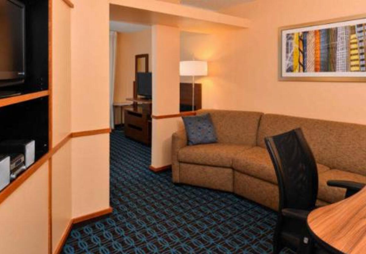 Fairfield Inn & Suites Cleveland Avon Hotel Avon USA
