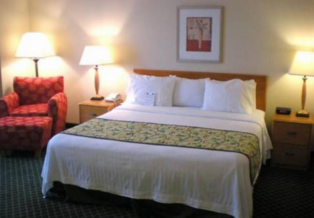 Fairfield Inn & Suites Woodbridge Hotel Avenel USA