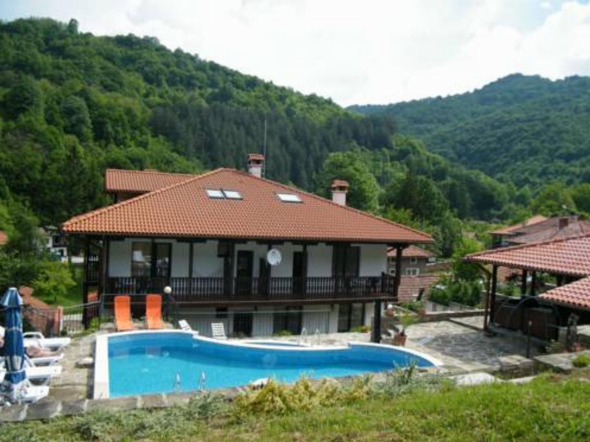 Family Hotel Chiflik Hills & SPA Hotel Chiflik Bulgaria