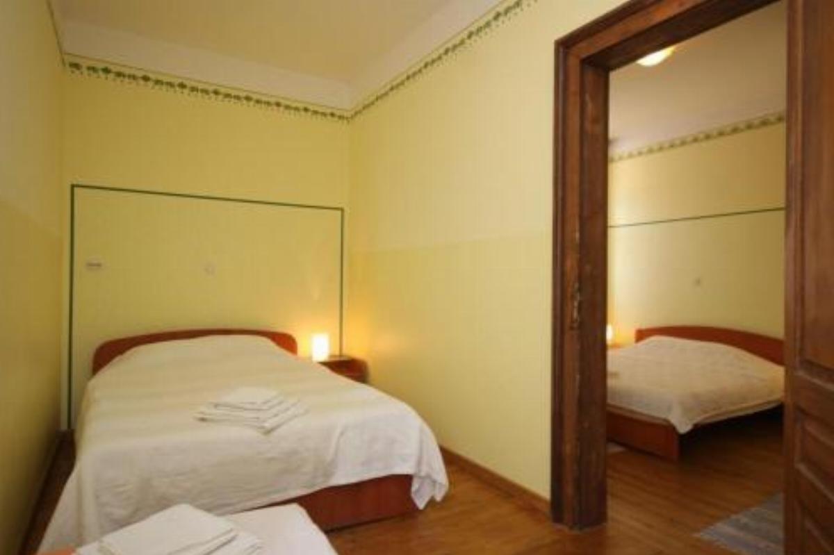 Family Room Beli 3048b Hotel Beli Croatia