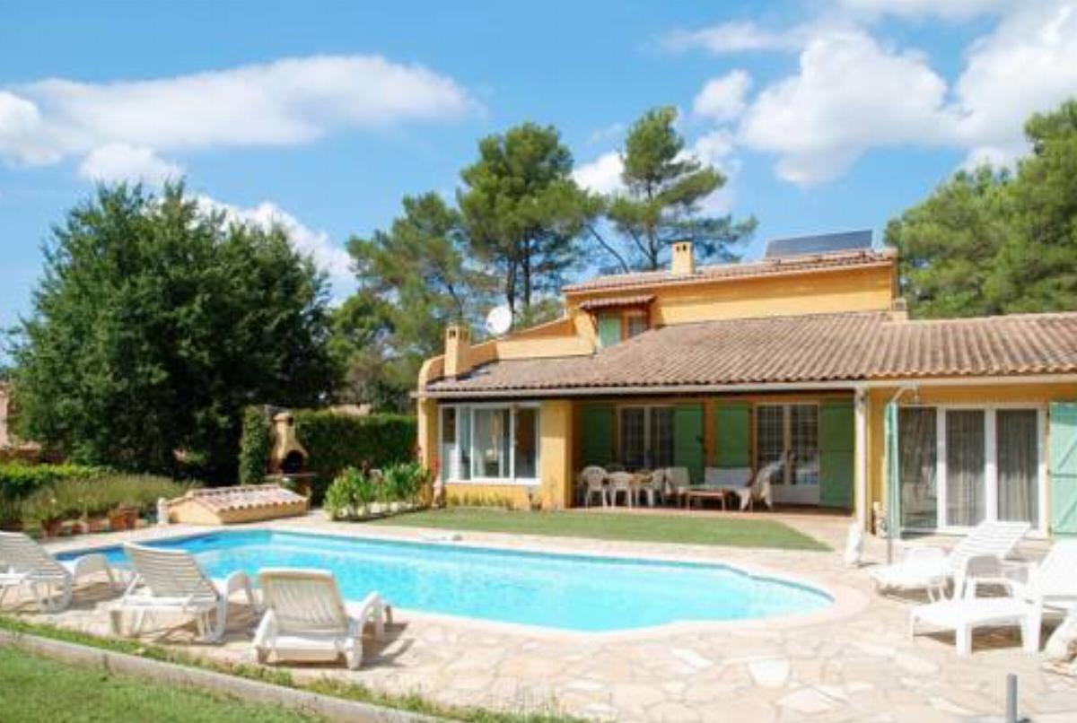 Ferienhaus mit Pool Le Cannet des Maures 140S Hotel Le Cannet-des-Maures France