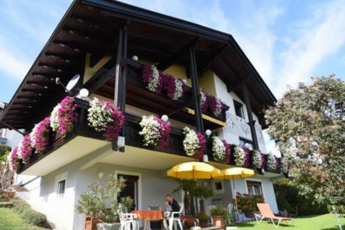 Ferienhaus Renate Hotel Egg am Faaker See Austria