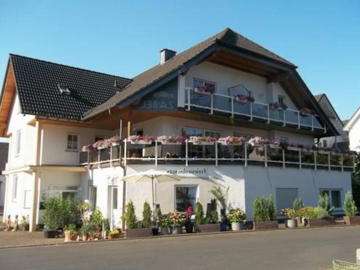 Ferienhaus Zabel Hotel Bruttig-Fankel Germany