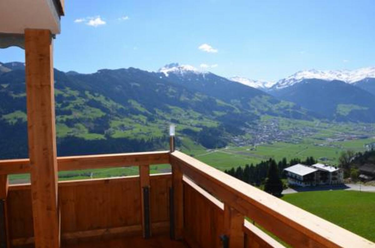 Ferienwohnung La-Wurm Hotel Hart im Zillertal Austria