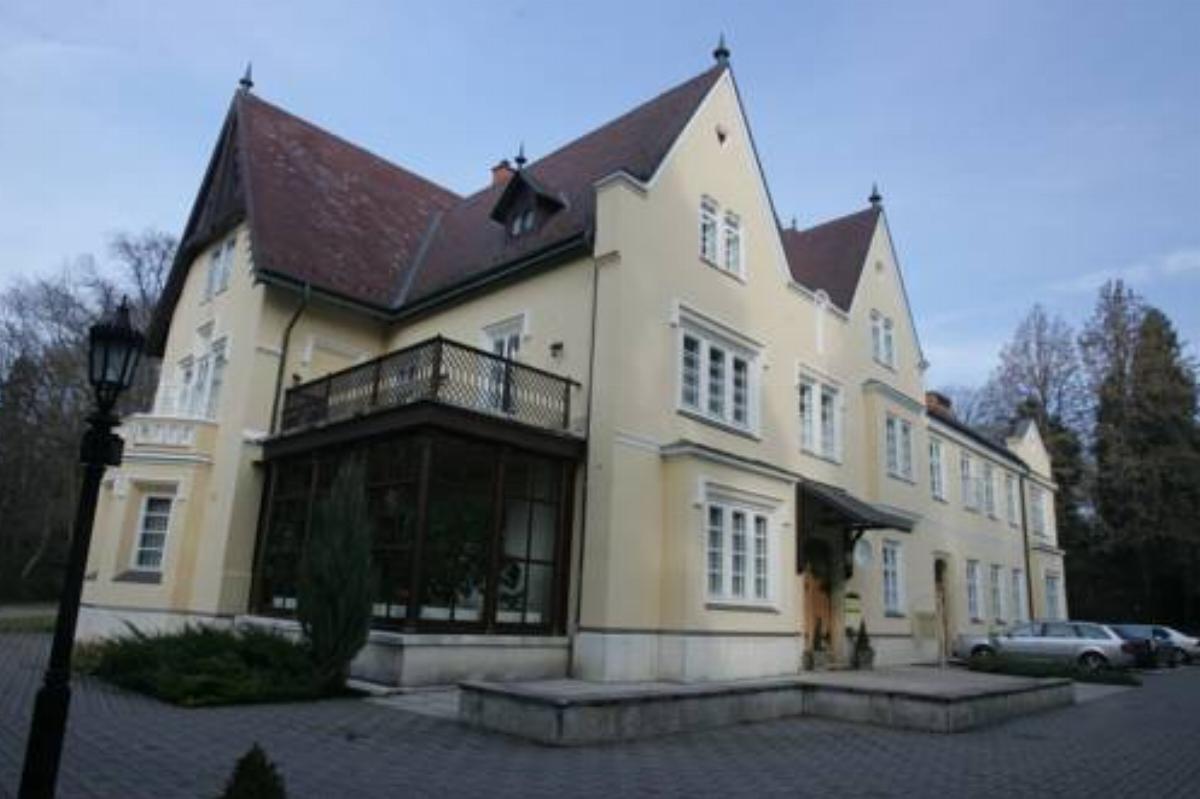 Festetich Kastélyszálló és Zsuzsanna Hotel Hotel Szeleste Hungary